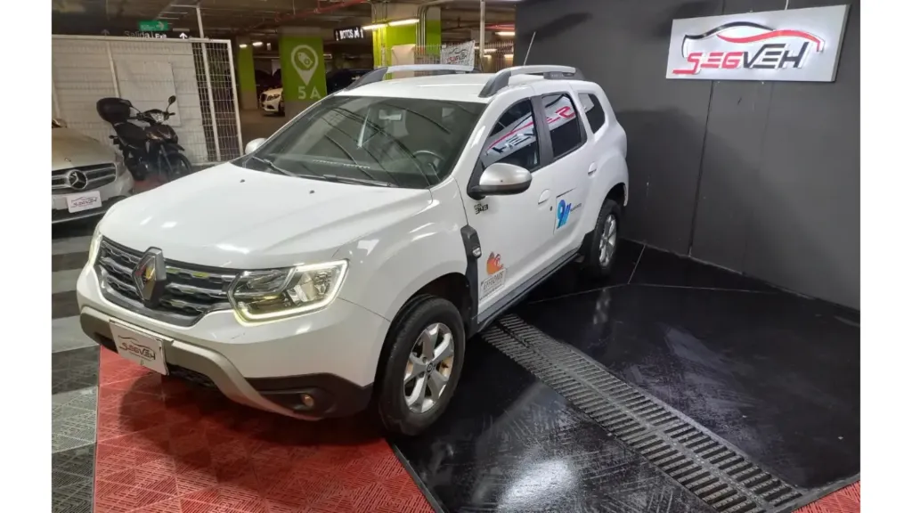 RENAULT	DUSTER INTENS 4X2, MT 2023