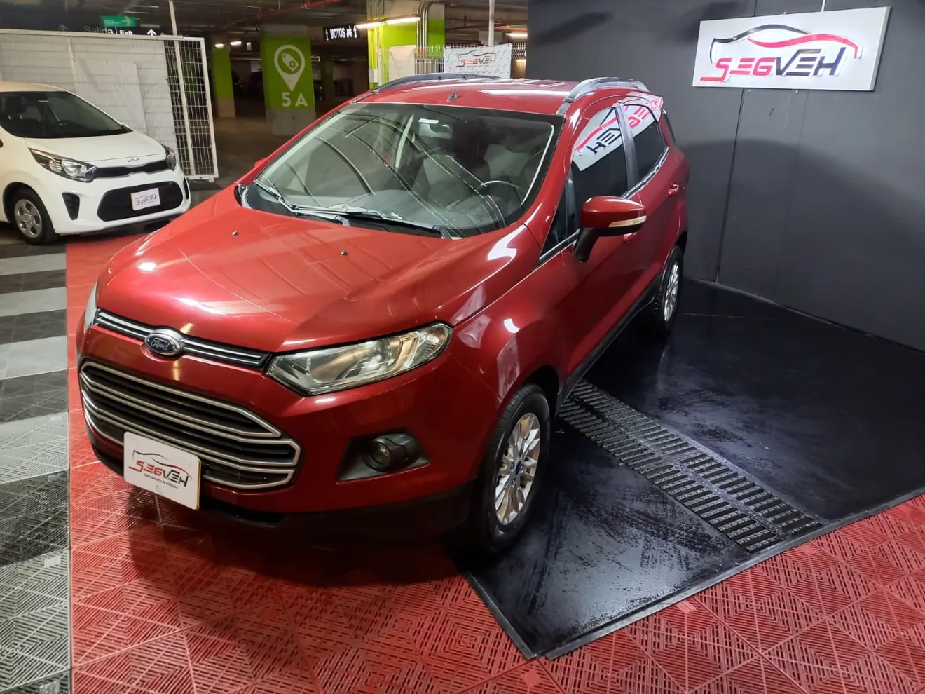 FORD ECOSPORT, AT 2016