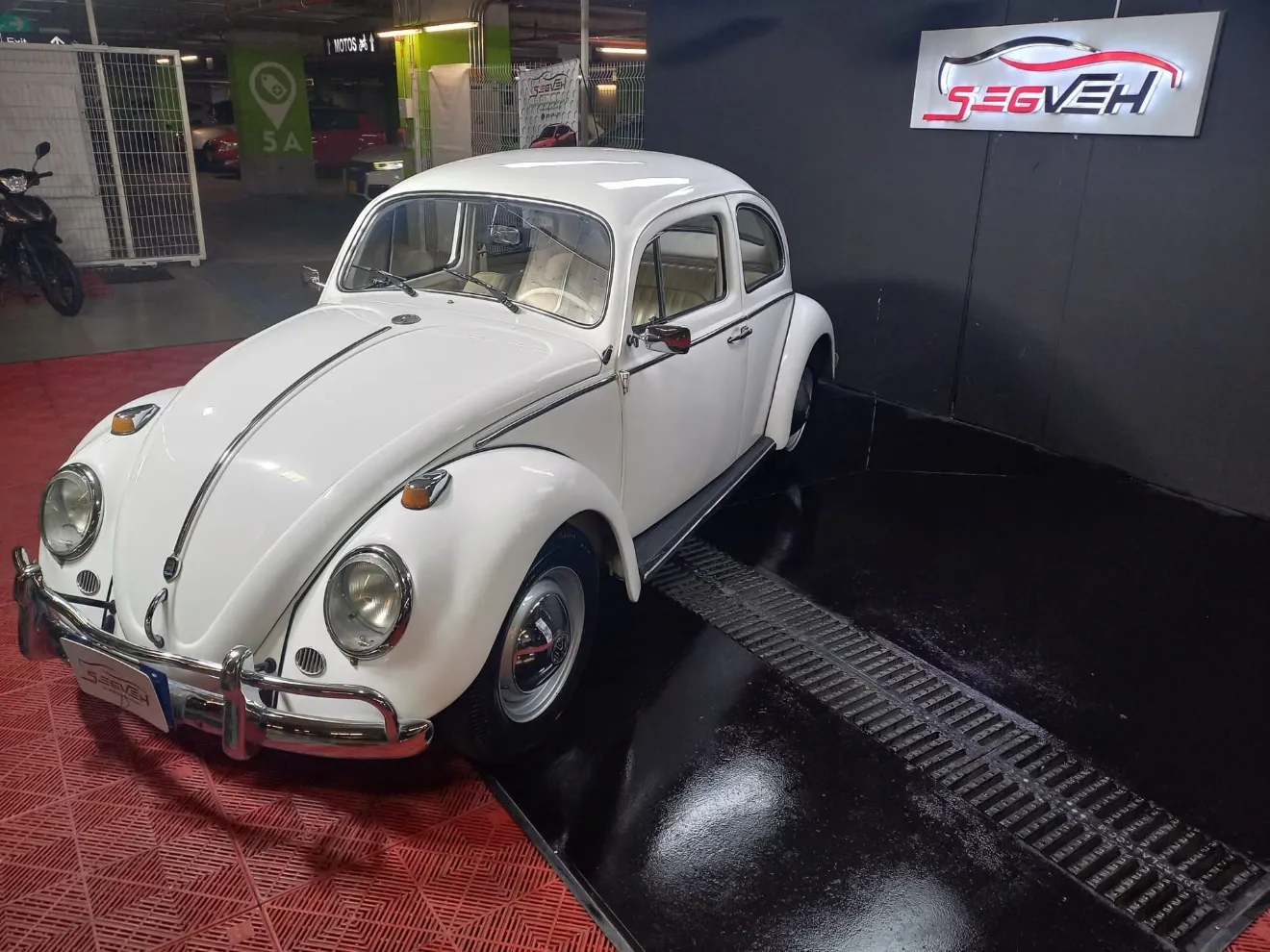 VOLKSWAGEN ESCARABAJO CLASICO MT, 1961