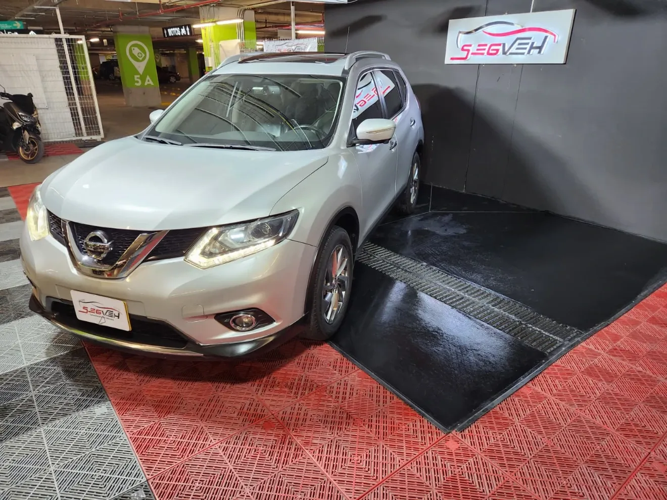 NISSAN X-TRAIL T32, 4X4. 2016