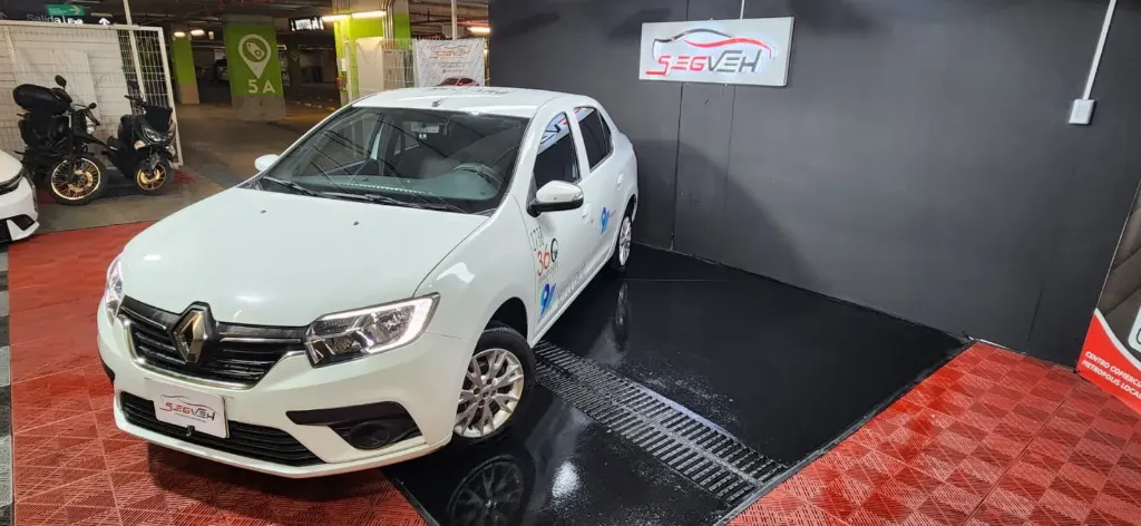RENAULT LOGAN LIFE+ 1.6 MT SERVICIO PUBLICO,2026