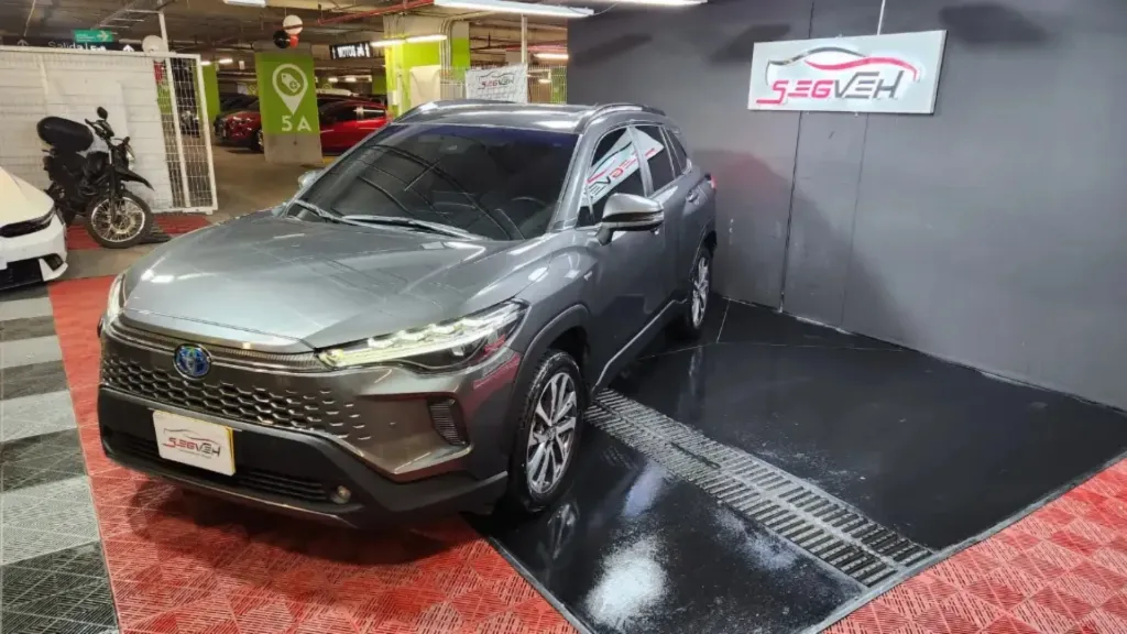 TOYOTA COROLLA CROSS HYBRIDA 1.8 AT,2026
