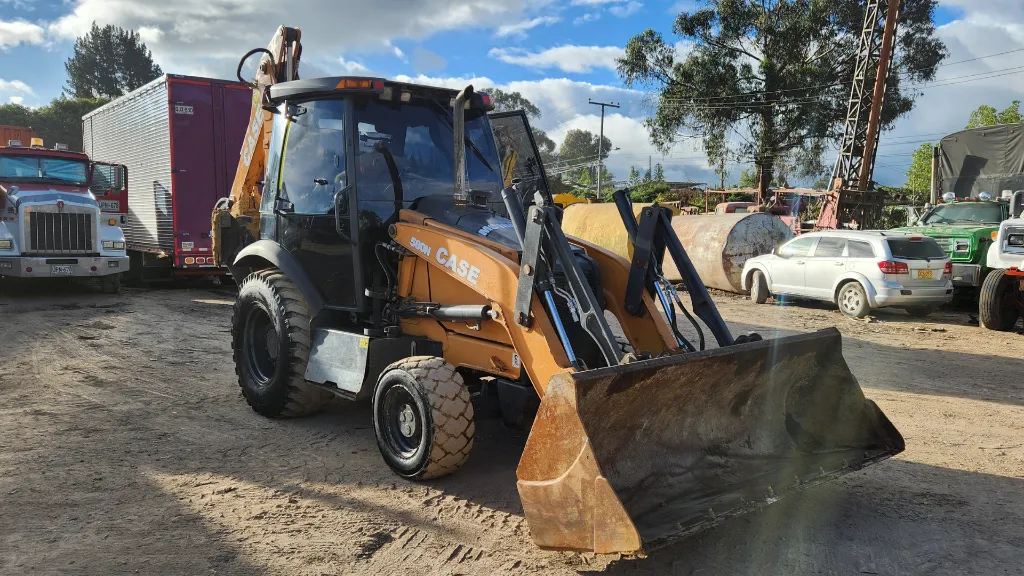 CASE 580N  2019