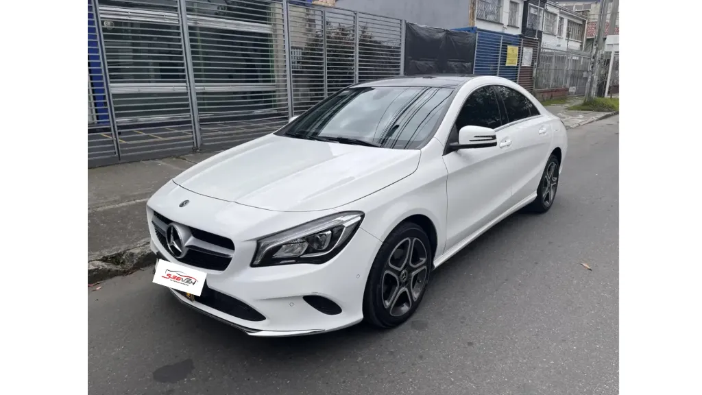 Mercedes-Benz Clase CLA 1.6 Urban AT 2019