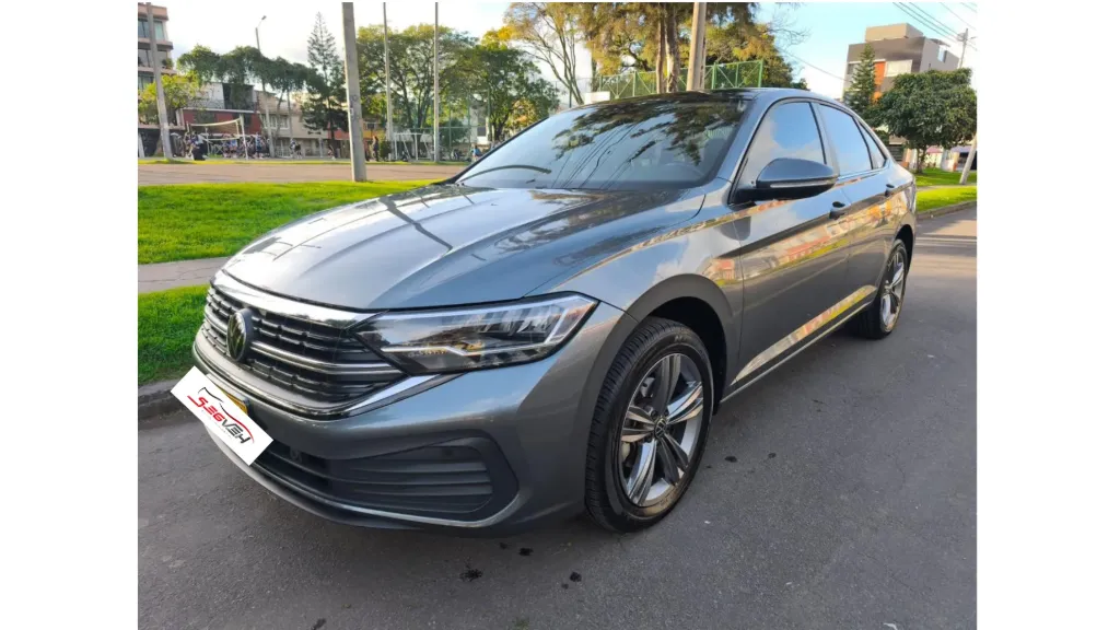 VOLKSWAGEN JETTA HIGHLINE AT 2023
