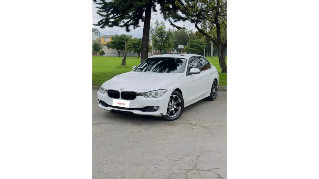 BMW 320 i AT 2014