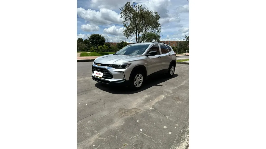 CHEVROLET TRACKER LS AT 2023