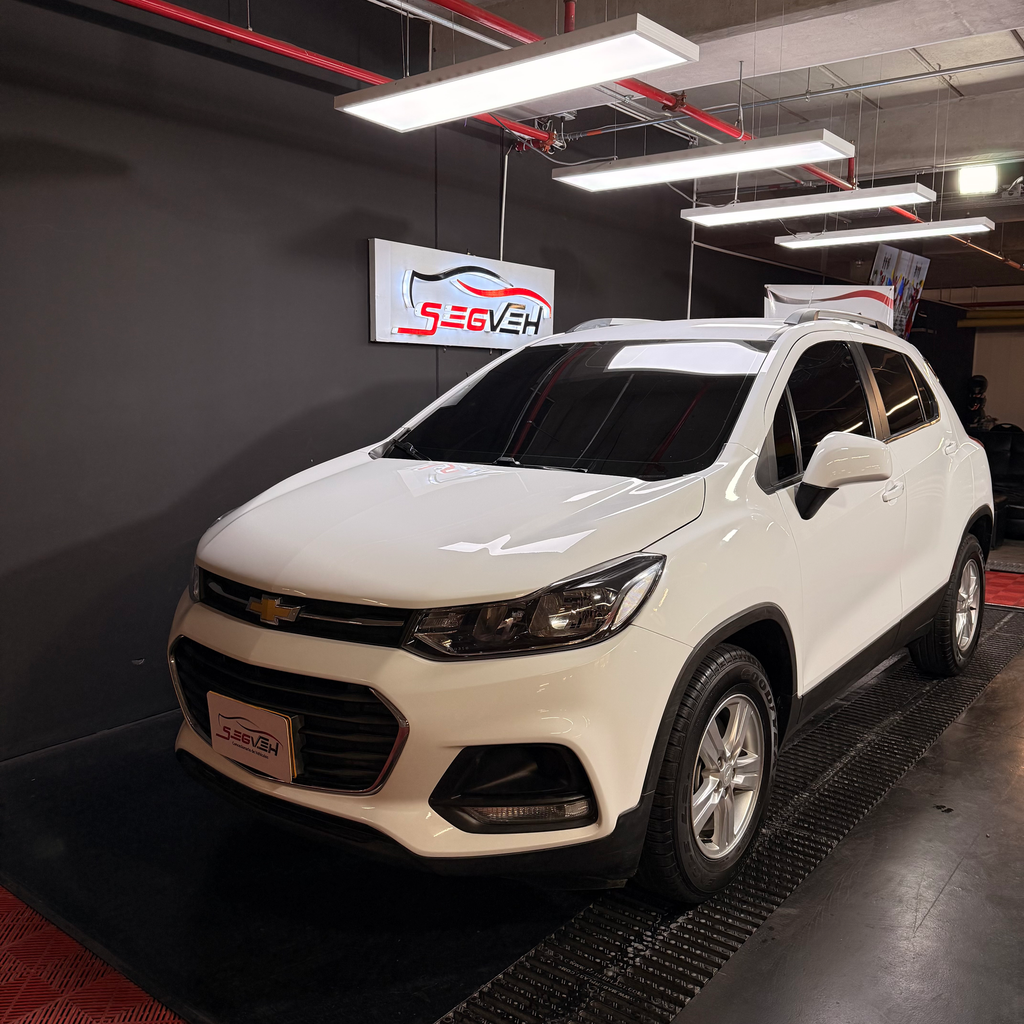 CHEVROLET TRACKER LS 1.8 MT 2018