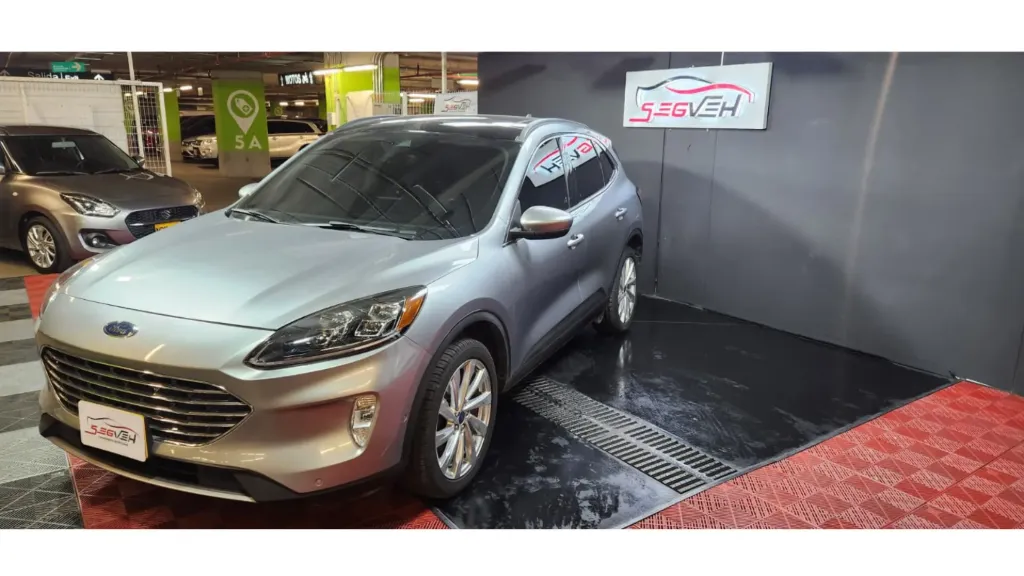 FORD ESCAPE HIBRIDO TITANIUM 2021
