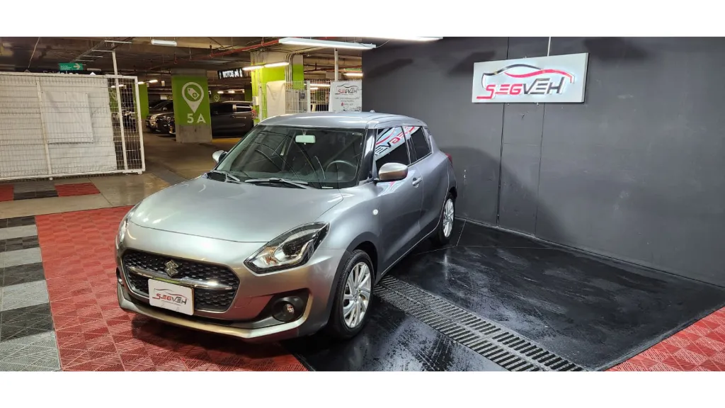 SUZUKI SWIFT GLX 1.2 MT 2024