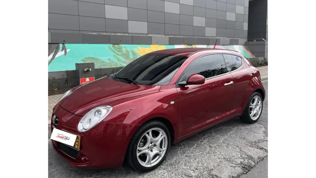 Alfa Romeo Mito 1.4 Distinctive 2013