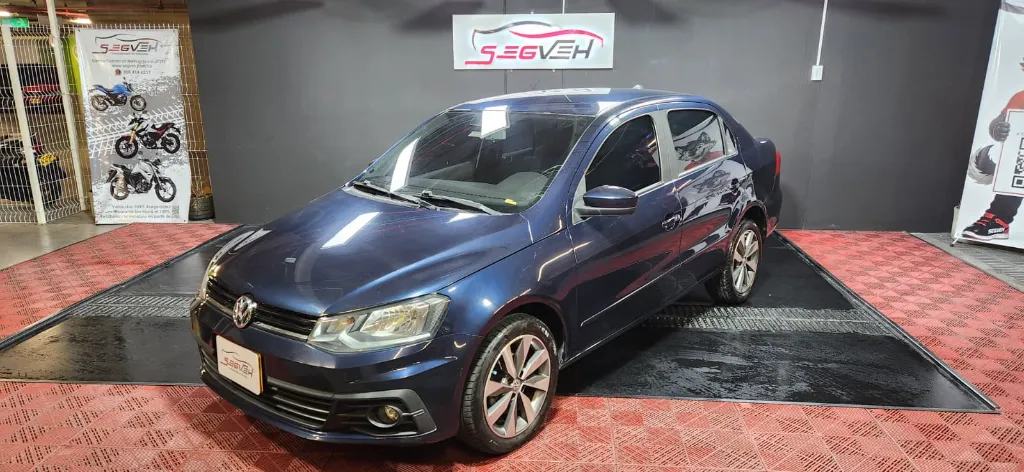 VOLKSWAGEN VOYAGE HIGHLINE 1.6 AUT 2017