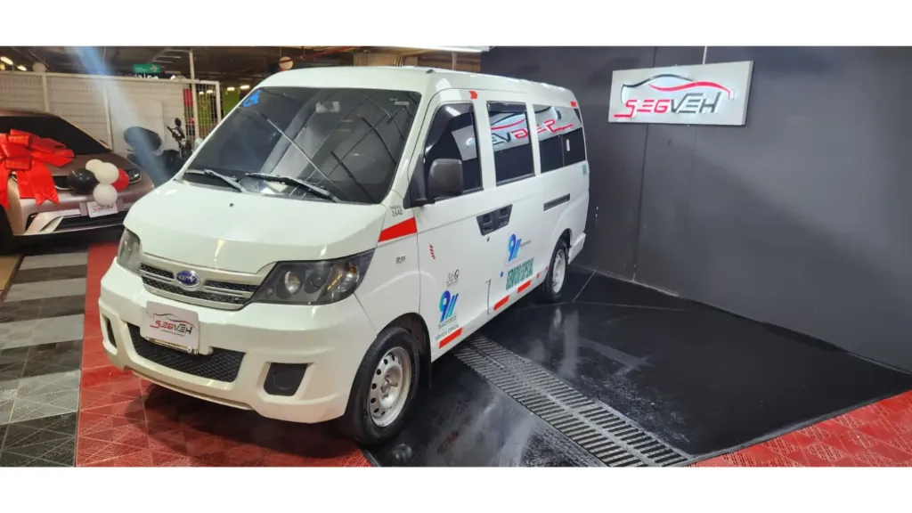 KARRY SQ VANS PASAJERO 1.2 MT (SERVICIO ESPECIAL)  2023