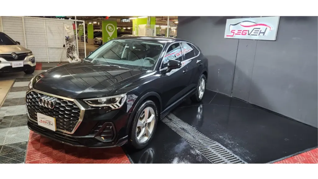 AUDI Q3 AMBITION PLUS  1.4 AT 2022
