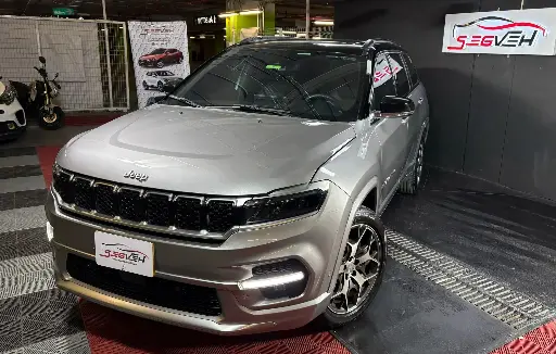 JEEP COMMANDER OVERLAND AT, 7 PUESTOS 2023