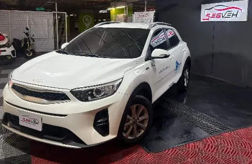 KIA STONIC, SERVICIO PUBLICO HIBRIDA MT. 2024